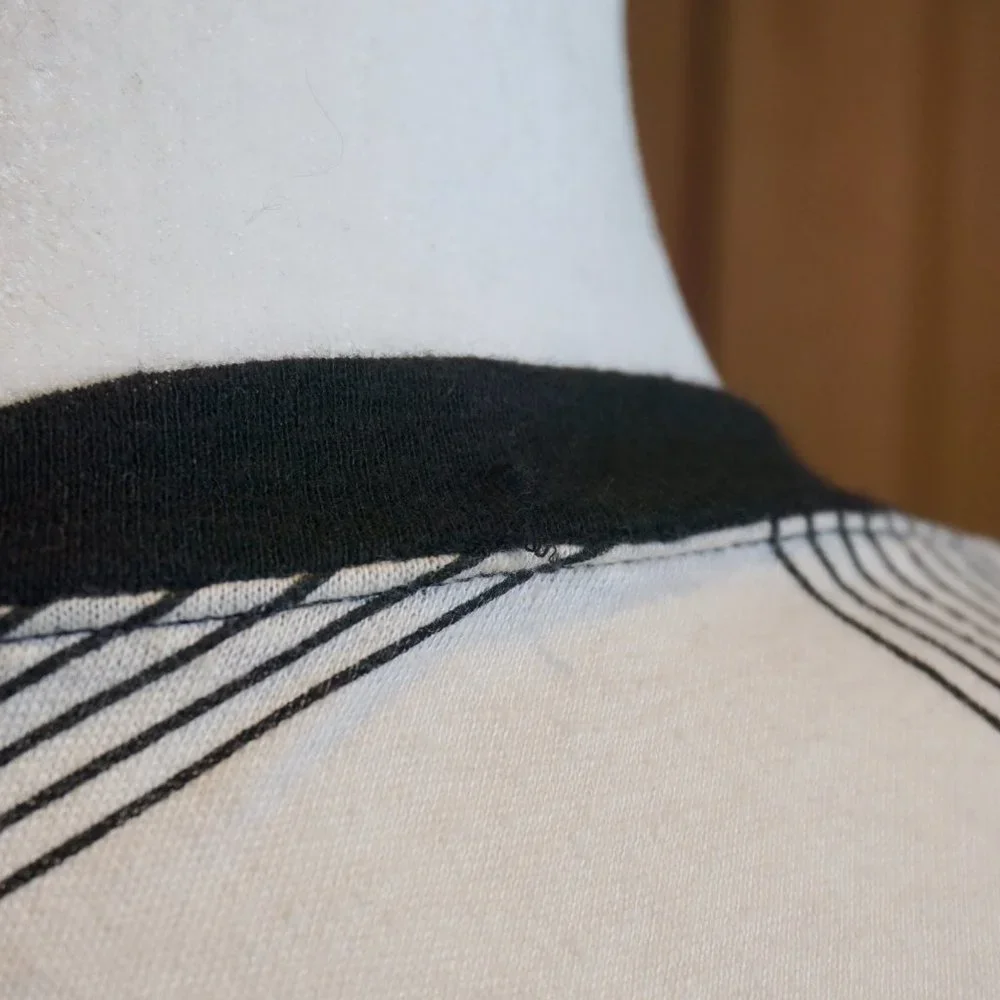 💚 URBAN OUTFITTERS Stripe Pattern Cardigan (M)